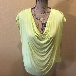 Jennifer Lopez yellow, short sleeve top, size L, like new |offer in description